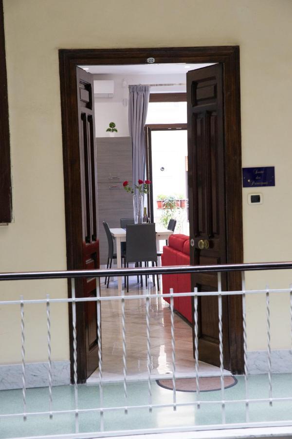 Suite Dei Principati Salerno Exterior photo